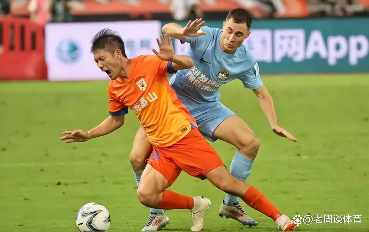 包含山东女足联赛：青岛队主场大胜济南队的词条