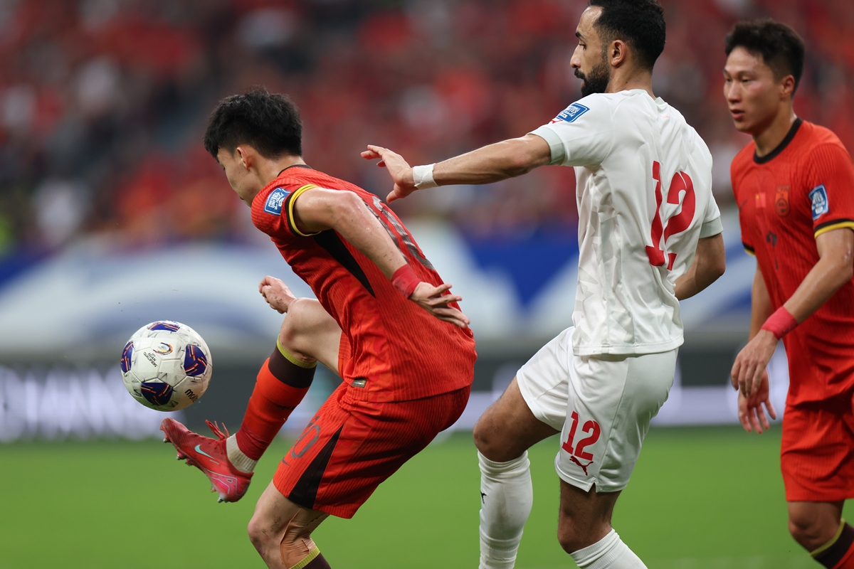 关于国内足球联赛精彩赛况:胜者笑逐颜开!的信息 关于国内足球联赛精彩赛况:胜者笑逐颜开!的信息