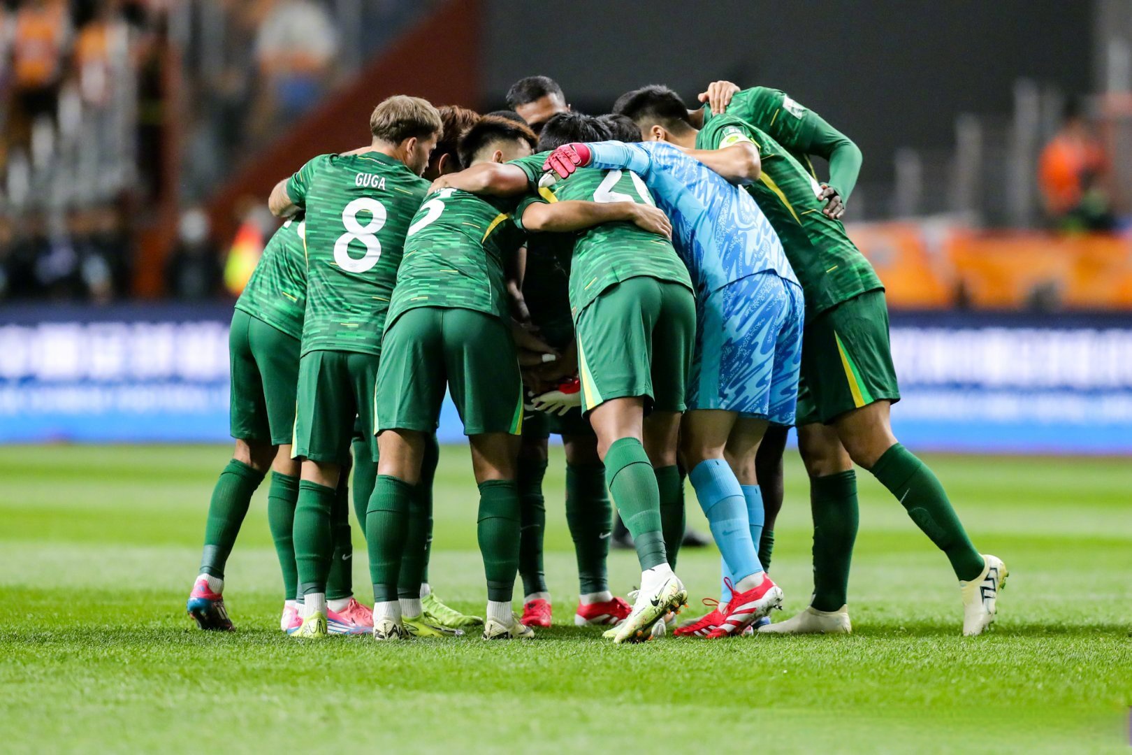 关于国内足球联赛精彩赛况:胜者笑逐颜开!的信息 关于国内足球联赛精彩赛况:胜者笑逐颜开!的信息