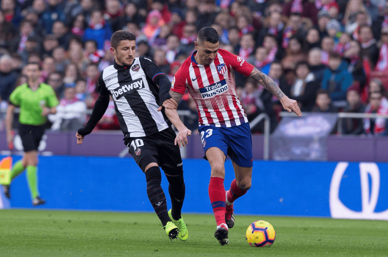 包含巴伦西亚客场逆转瓦拉多利德,夺回联赛头名的词条 包含巴伦西亚客场逆转瓦拉多利德,夺回联赛头名的词条