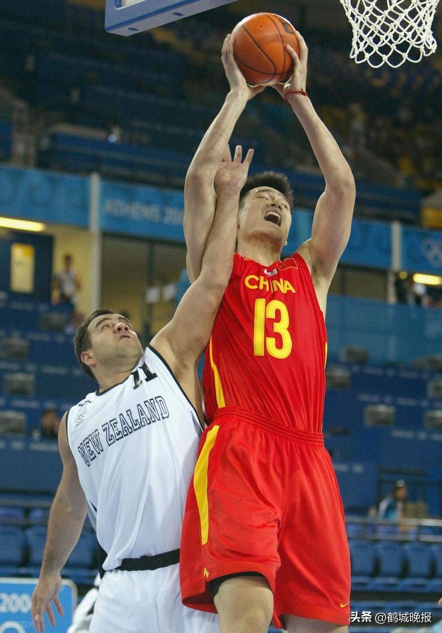 热血拼搏！亚洲杯赛事中球员不畏强敌的简单介绍