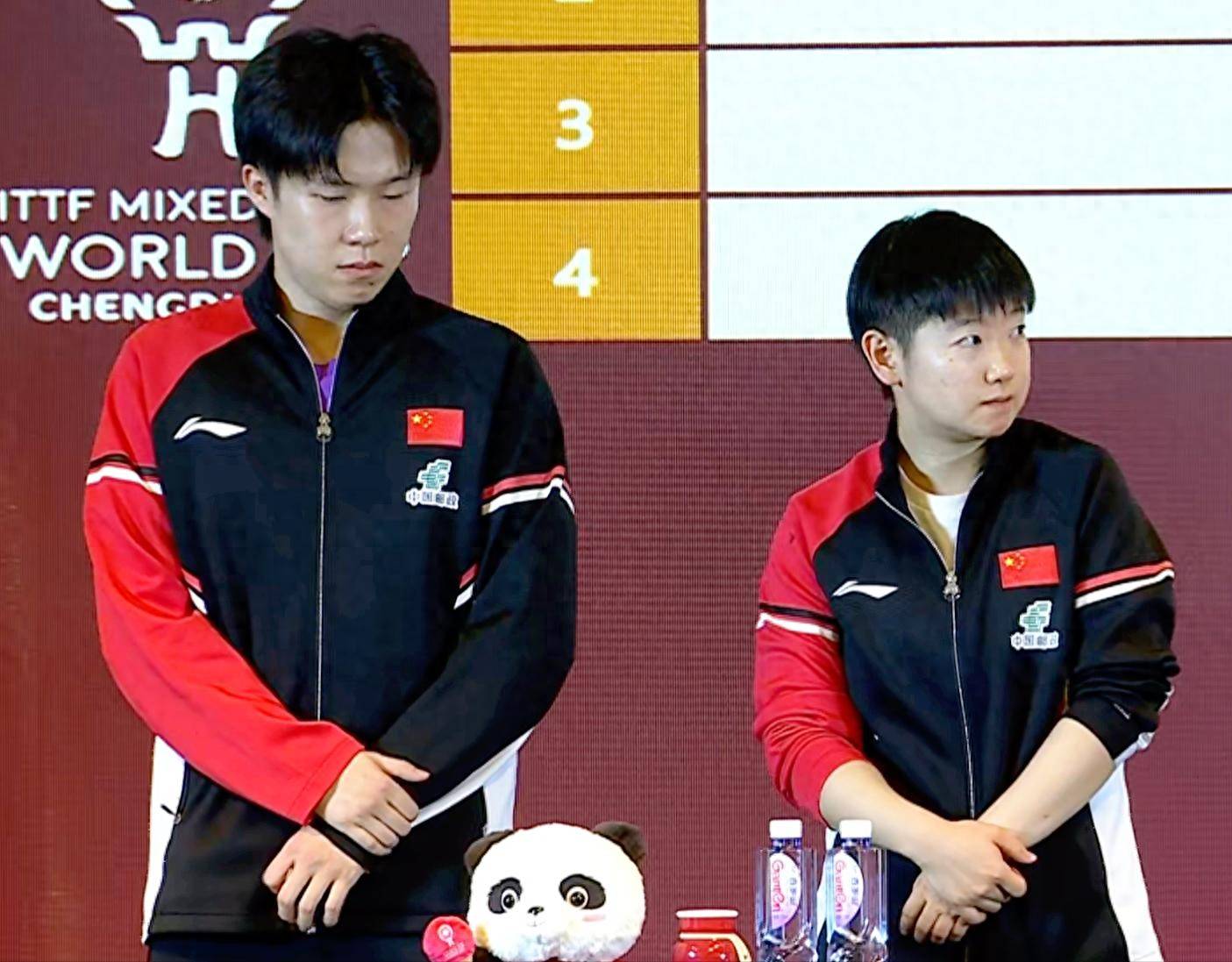 比赛激烈，强队战胜晋级对手