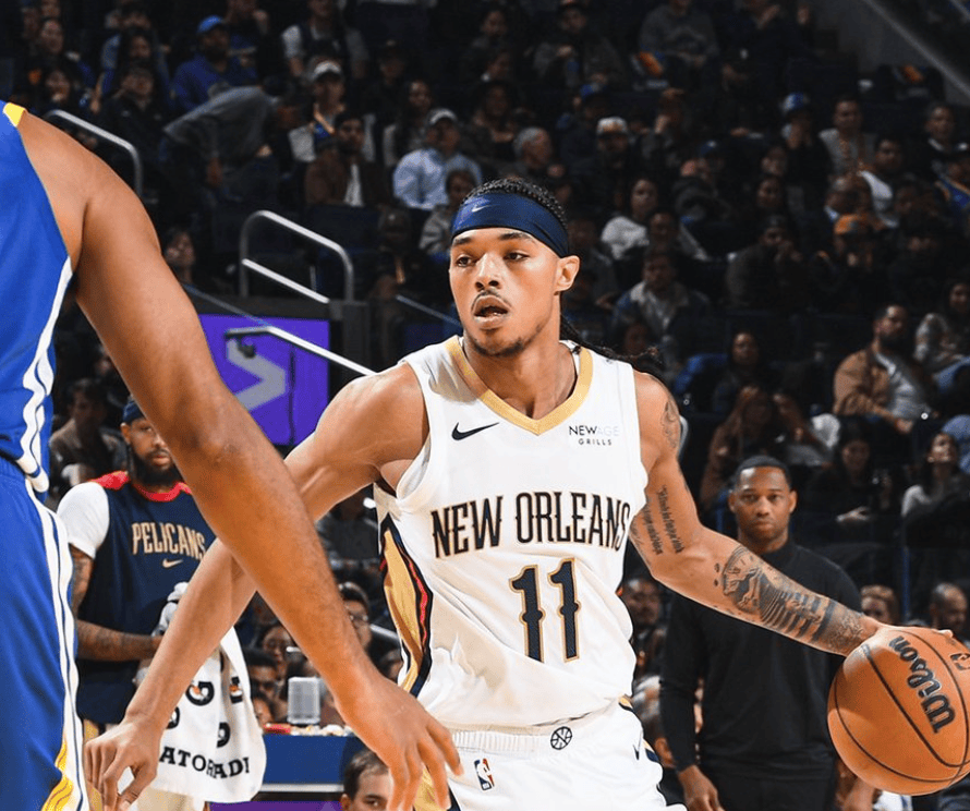 太阳横扫勇士，锡安点燃赛场的简单介绍