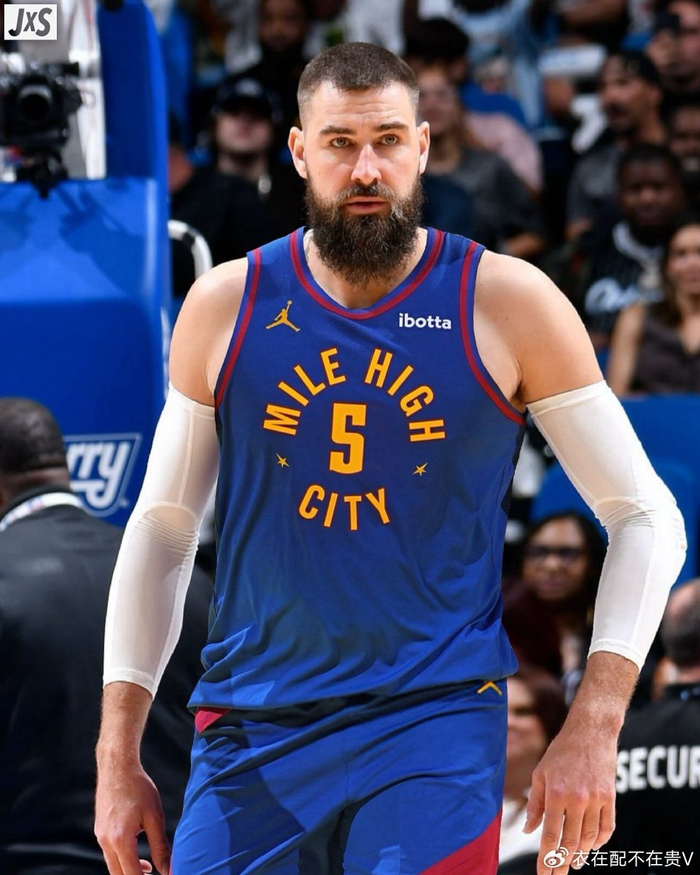 热火逆转勇士B队，瓦兰丘纳斯送出助攻