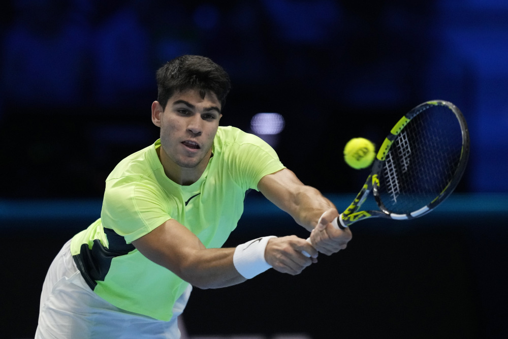 关于法网绝杀ATP总决赛，兹维列夫扛起全队的信息