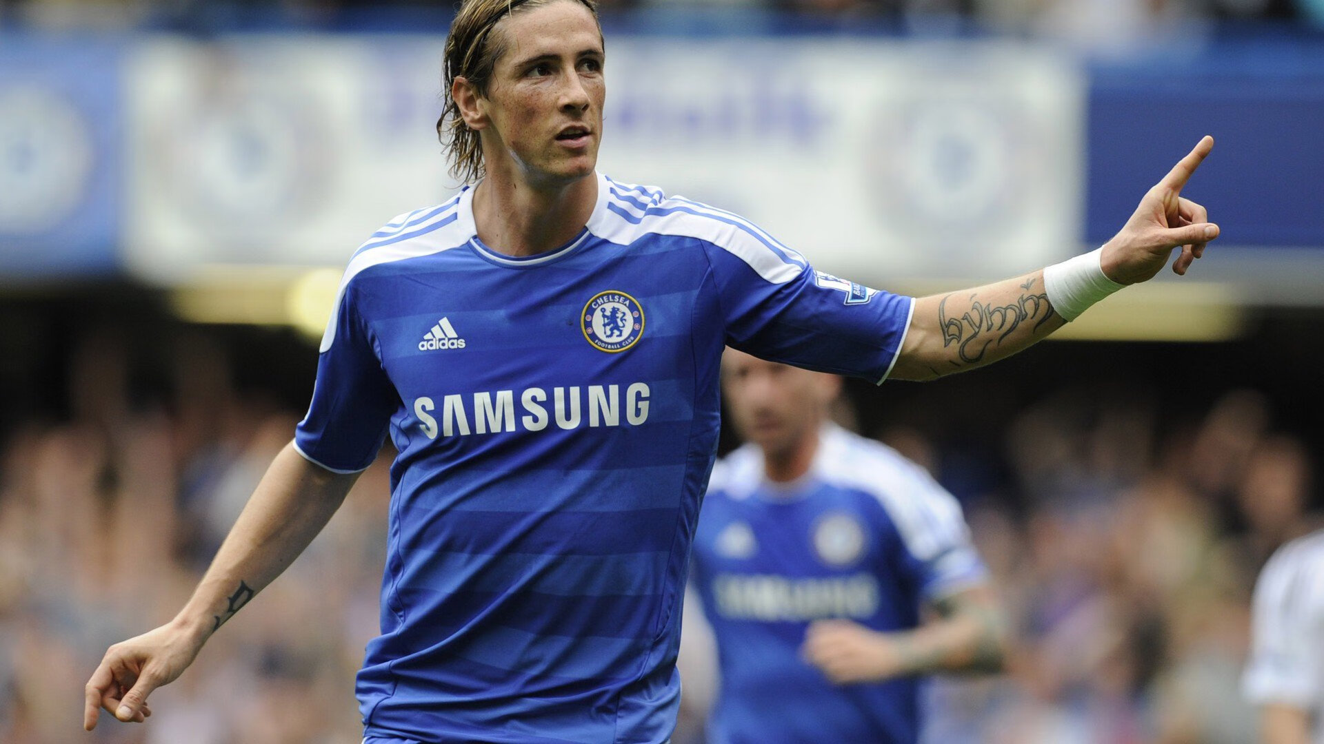 当拜仁遭遇玻利维亚式爆冷,莱万如何扛起全队穿越风暴