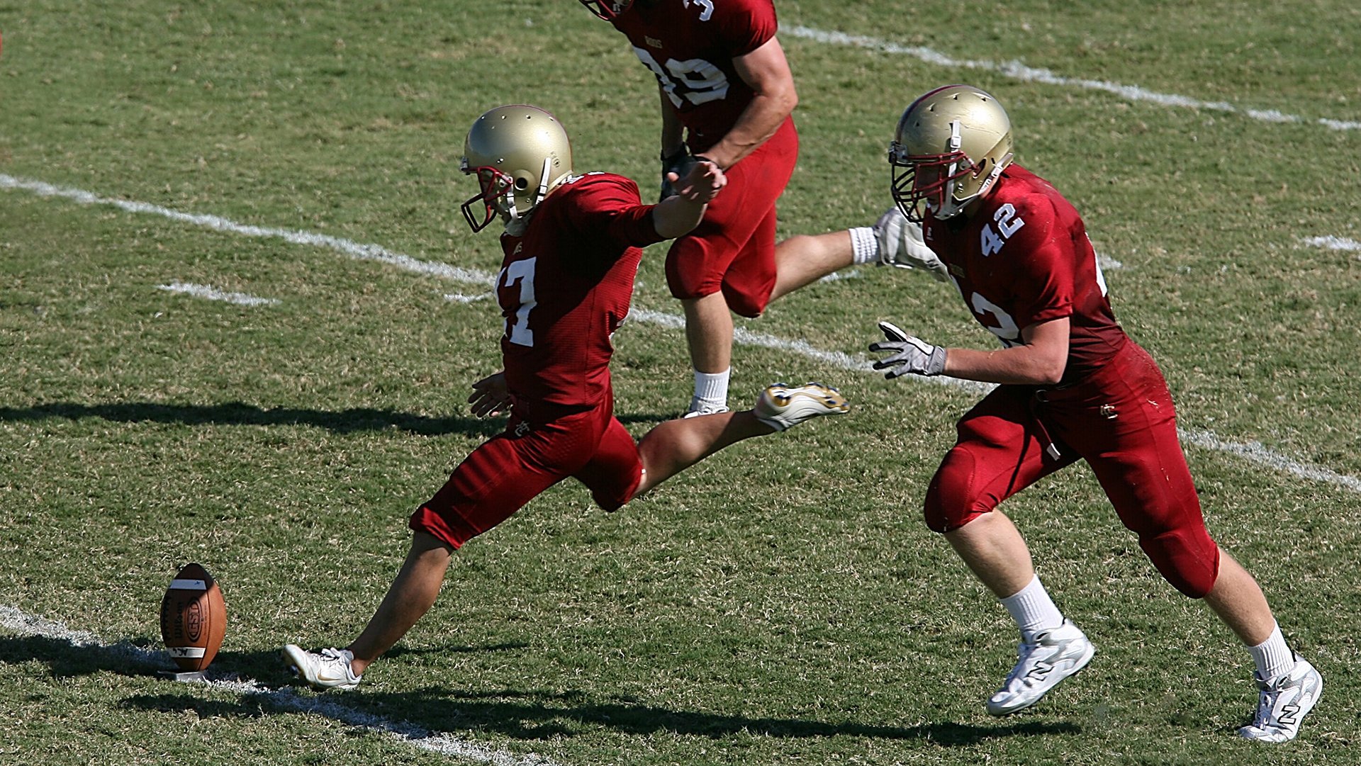 冰与火的碰撞，新西兰强势晋级，德布劳内成为关键先生