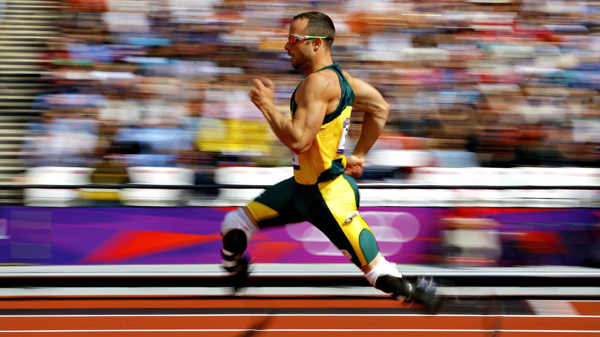 塞恩斯孤胆擎天，红牛内战绝杀时刻，一人扛起全队的铁血传奇