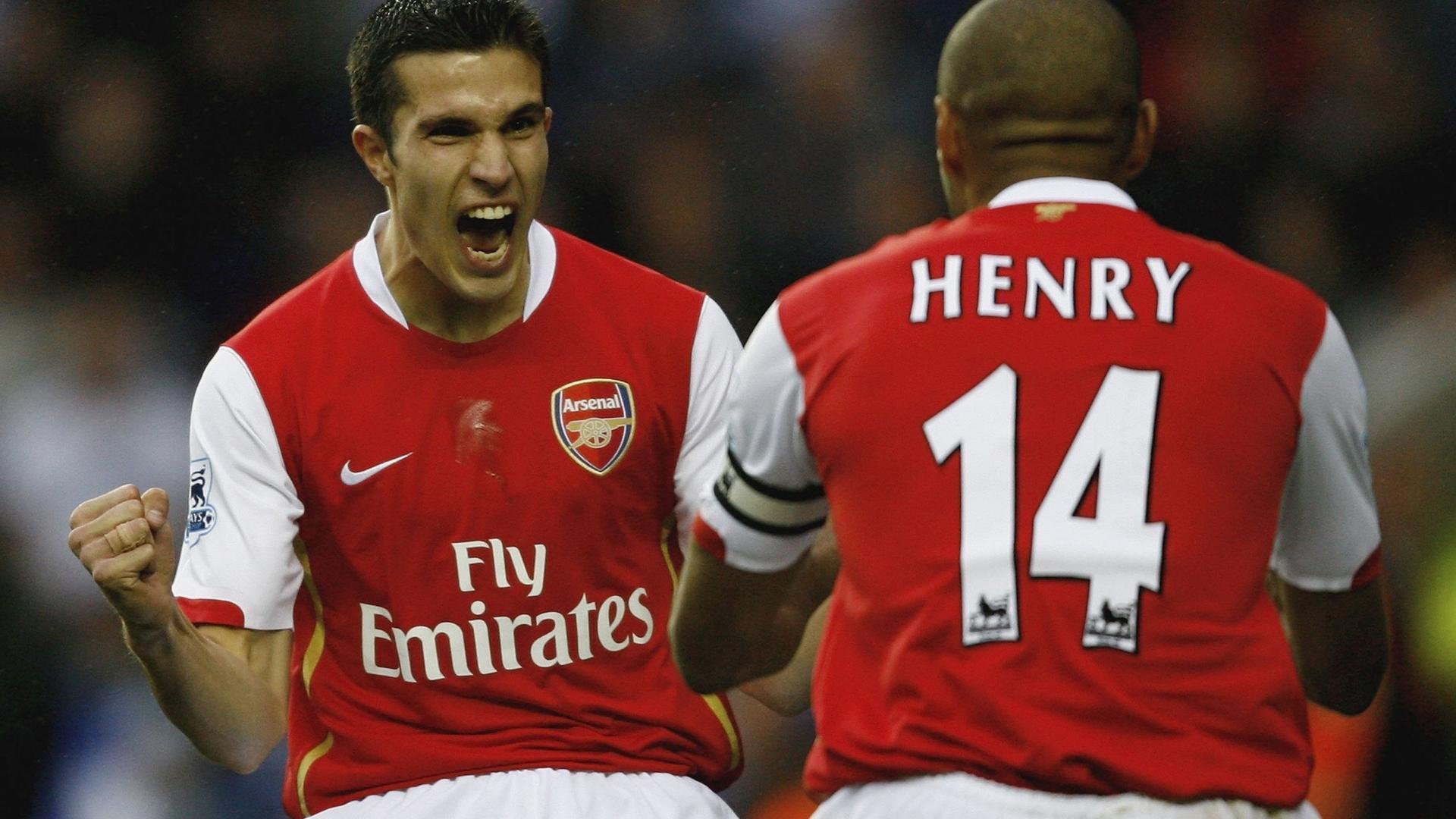 塞恩斯孤胆擎天，红牛内战绝杀时刻，一人扛起全队的铁血传奇